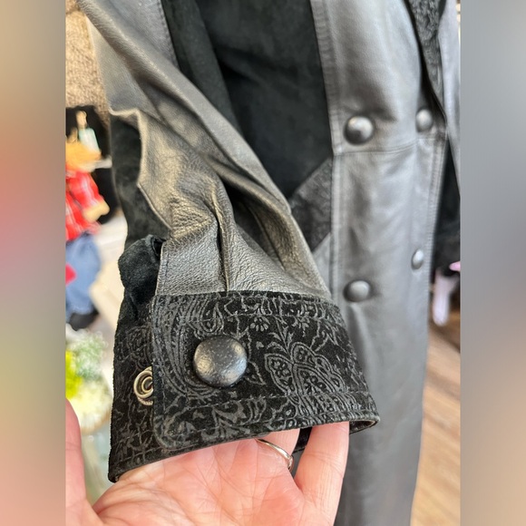 Vintage leather jacket - Picture 4 of 4